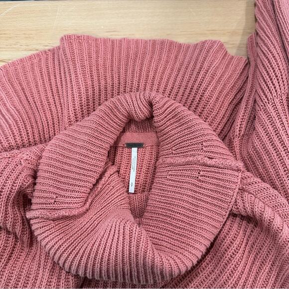 Free People Layer Cake Sweater Knit Turtleneck Pink size Small - Picture 5 of 8